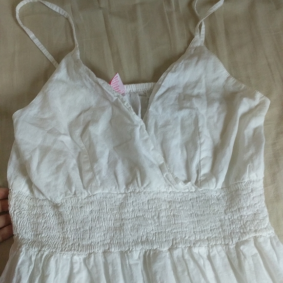 Long white spaghetti strap dress - Picture 2 of 3